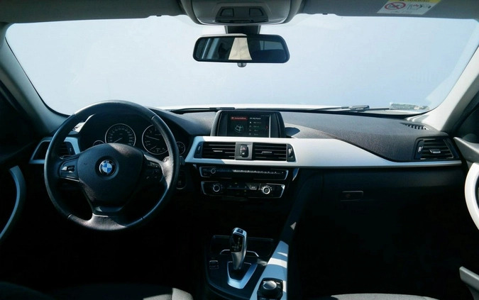 BMW Seria 3 cena 59900 przebieg: 121100, rok produkcji 2018 z Będzin małe 326